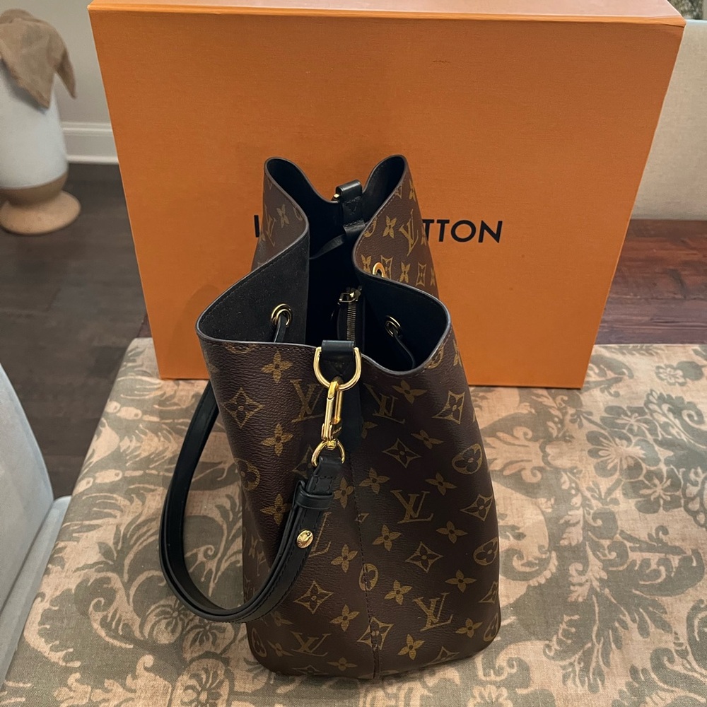 Louis Vuitton Noenoe MNG Noir Black and Brown Monogram Shoulder Bag - Picture 4 of 7